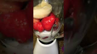 Date and Banana Protein Smoothiehealthylifestylehealthyfooddeliciousbestproteinsmoothieshorts [upl. by Hodosh]