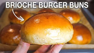 Die PERFEKTEN BURGER BUNS selber machen  Brioche Bun Rezept [upl. by Nadler]