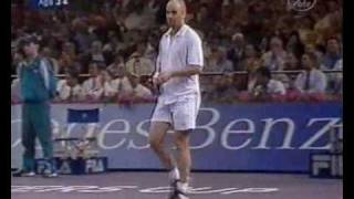 Lleyton Hewitt vs Andre Agassi Masters Cup 2001  Sydney Round Robin [upl. by Lathe578]