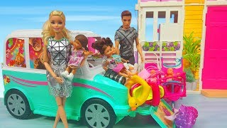 Barbie ve Ailesi Bölüm 133  Barbie ve Ailesi Tatile Gidiyor  Çizgi film tadında Barbie oyunları [upl. by Etteyniv]