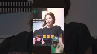 The Crack Sound Kinda Satisfying Though blackpink jennie shortvideo shorts [upl. by Mccullough383]