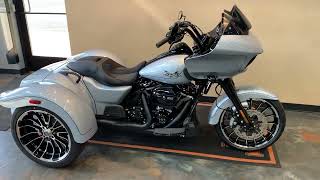 CUSTOM STITCHED SEAT 2024 HarleyDavidson Road Glide 3 in Atlas Silver Metallic w Black TrimFLTRT [upl. by Robina]