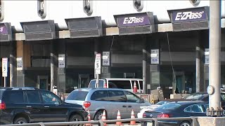 Driver charged after using elaborate license plate cover to evade tolls [upl. by Reisinger]