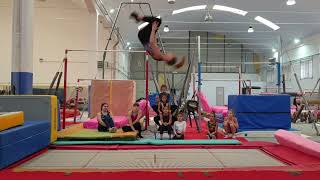 CHI FA PIÙ SALTI INDIETRO AL TRAMPOLONE💪😎 CHALLENGE ginnastica artistica CSB [upl. by Enner]