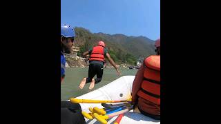 My first time river rafting 🥺😨😨😍shorts reels riverrafting rishikesh [upl. by Brandea]