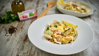 Tagliatelle com Amêijoas e Coentros [upl. by Tubb]