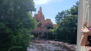 Must try to ang ganda Mark twain Rideboat at Disneyland Tokyo Japan [upl. by Cyn411]