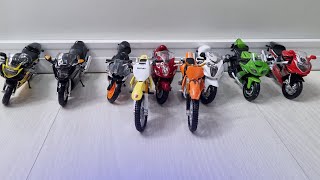 • Models of Motorcycles of different Colors and Sizes in Dynamics motorcycles miniature maisto [upl. by Diahann]