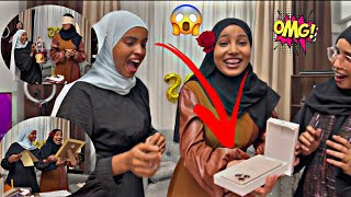 SURPRISE IPHONE 16 PRO MAX GIFTIGII UGU QAALISANAA ABID😱 [upl. by Gurl]