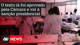 Senado aprova MP para renegociação de dívidas do Fies [upl. by Rowen]