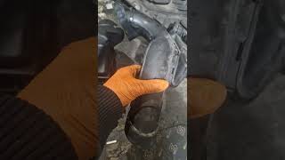 Fuel filter replacement Nissan Juke 2015 15 dci [upl. by Heng]