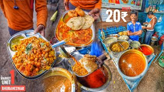 India’s Cheapest Breakfast in Bhubaneswar  4 Items with Curry amp Chutney Rs20  Street Food India [upl. by Irved]