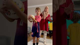 Hayatım bi dakka ya oraya gitmiyor zaten ne güzel top sektiriyorlar shorts football soccer [upl. by Katharina]