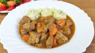 Traditional Balkan Goulash with Mashed Potatoes  Gullash Tradicional Ballkani me Pure Patatesh [upl. by Ozmo]