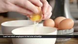 How To  Eiwit van dooier scheiden [upl. by Xuagram]