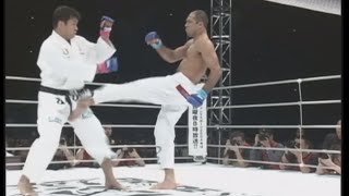 Groin kick Hidehiko Yoshida vs Royce Gracie [upl. by Crawford]