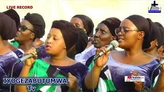 HOZIYANA ChoirTugumane Mwami MBEGA UMUHAMYA WEEE AVUYE MUBUBIRIGI KUVUGA IBYO IMANA YAMUKOREYE [upl. by Ziagos403]