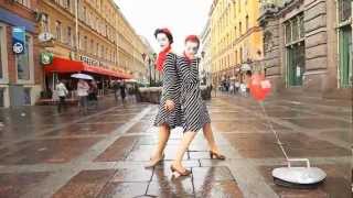 Charleston street performance quotStriped Happinessquot with Ksenia Parkhatskaya [upl. by Jarret]