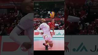 A unique chest serve reception by Earvin Ngapeth 🥶 epicvolleyball volleyballworld volleyball [upl. by Serge]