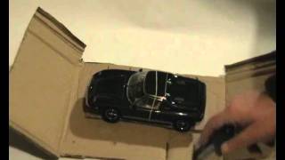 How to pack a 118 scale diecast car [upl. by Lundeen]