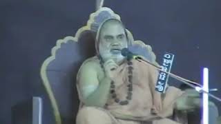 Sringeri Jagadguru bharathi teertha swami attacks dwaita philosophy [upl. by Aneeuqal]