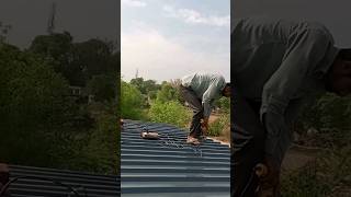 Self screw drilling of high speed machine screw shed roof shorts [upl. by Naarah]