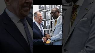 😅 «Tu es très populaire auprès des femmes » Diop dit à Lavrov [upl. by Sartin]