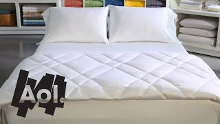 How to Make the Most Comfortable Bed  Martha Stewart [upl. by Maddalena443]