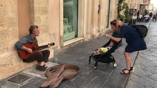 Glen Hansard busking in Noto Sicily and singing quotHer Mercyquot for Illès Gennaro [upl. by Barthold]