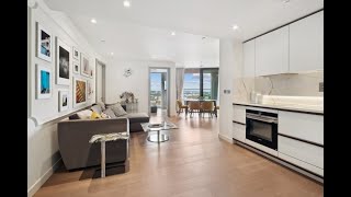 Elegant Apartment with Breathtaking Views of the London Skyline [upl. by Raskin]