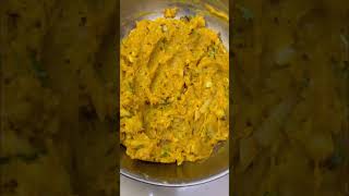 Aloo Paratha Recipe 😋 trendingyoutubeshorts recipeforyou [upl. by Llehsyar]