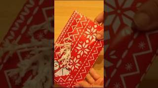 Let it snow ⛄️ Gift wrapping with pockets 🎁 Geschenk einpacken mit Kartenfach christmas [upl. by Elag]