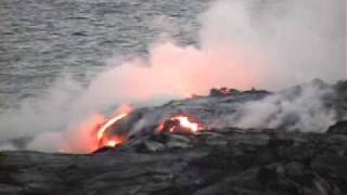 Eruption Viewing lava at Hawaii Volcanoes National Park [upl. by Methuselah]