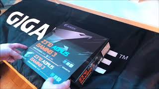 Gigabyte Z370 AORUS GAMING 3 Unboxing and preview [upl. by Cissiee]