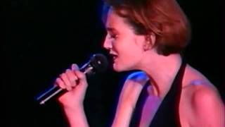 Éternellement KAAS  Patricia Kaas quotSummertimequot Live 90 [upl. by Hibben]