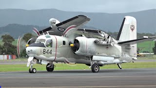 Grumman S2G Tracker unfoldsfolds its Wings over Illawarra airshow [upl. by Lyford932]