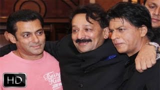 Shahrukh Khan  Salman Khan hug and make up at Baba Siddiquis iftar party [upl. by Pelagi]