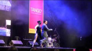 Mundial de Tango 2009  Campeones del Mundo Categoria Escenario  Jonathan Spitel y Betsabet Flores [upl. by Brandais]