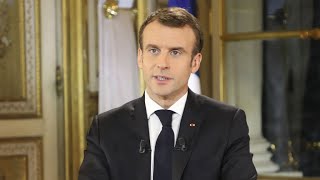 Gilets jaunes  Macron annonce laugmentation du smic de 100 euros dès janvier [upl. by Pudendas]