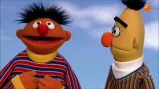 Bert amp Ernie Daarvoor Ben Je Mijn Vriend Sesamstraat [upl. by Reham]