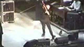 pete townshend smashes his guitar [upl. by Smoot]