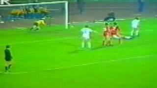 Duisburg vs Bayern 198182 [upl. by Chloette]