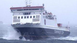 Gale Force Winds  Ben My Chree  Arrival in Douglas [upl. by Dlareg460]