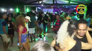 on the floor blueberry muffim reggae remix master 2023 maranhão [upl. by Franciscka]