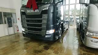 Scania farol Full led montado com opção assistente de direção  Dica rápida [upl. by Solracesoj]