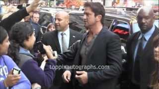 Gerard Butler  Signing Autographs at Good Morning America in NYC [upl. by Tuckie]