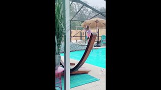 Florida girl caught singing Girl on Fire while cleaning pool goes viral [upl. by Tome]