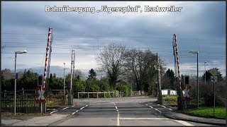 Bahnübergang quotJägerspfadquot Eschweiler  BR120Sandwich am Regionalexpress [upl. by Branca]