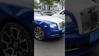 The boss drove a RollsRoyce Phantom through the street in a domineering manner The blue double [upl. by Nivanod25]