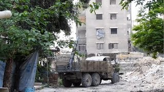 Syrian Army Republican Guard Storms ISISHeld Yarmouk Camp [upl. by Atirb36]